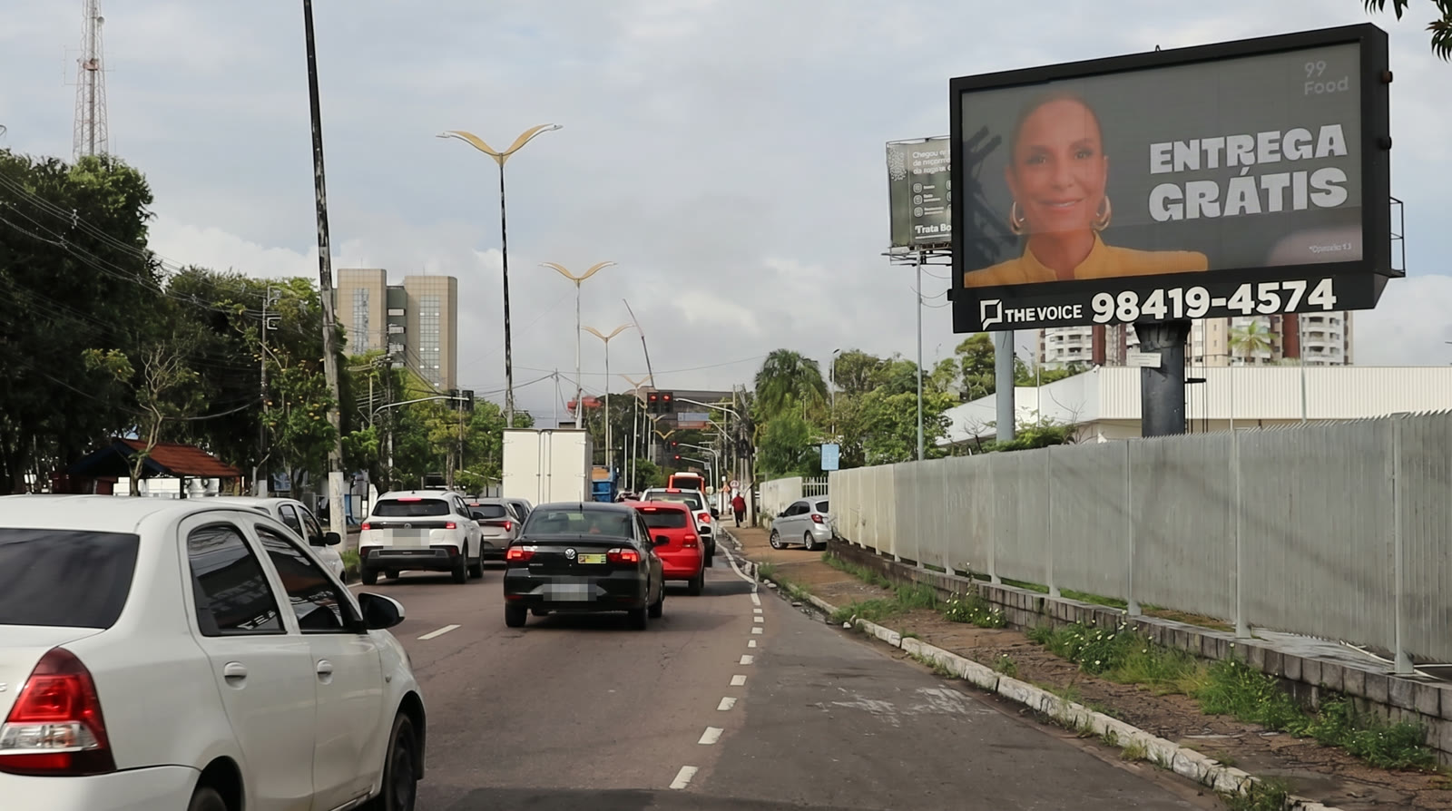 Painel de LED em Av. André Araújo, 1.981 — Aleixo