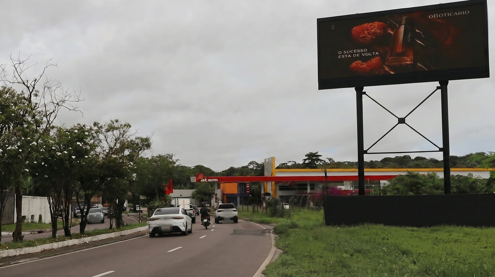 Painel de LED em Av. Ephigênio Salles, 1.446 — Aleixo